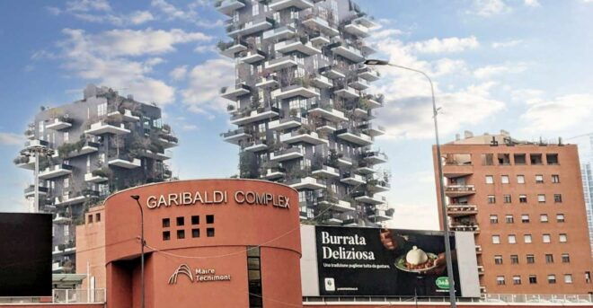 Milan: Self-guided Walk in Futuristic Porta Nuova District - Full Description