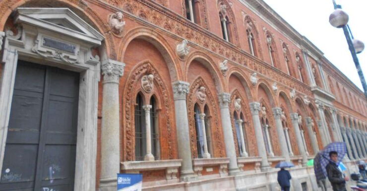 Milan: Skip the Line Castle and Renaissance Private Tour - Tour Details