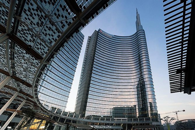 Milan Skyscrapers Guided Tour: Porta Nuova, Unicredit Tower & Vertical Forest - Cancellation Policy