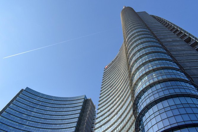 Milan Skyscrapers Guided Tour: Porta Nuova, Unicredit Tower & Vertical Forest - Questions