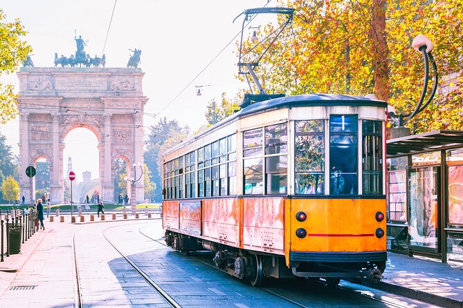 Milan: Small Group Guided Walking Tour - Pricing and Booking