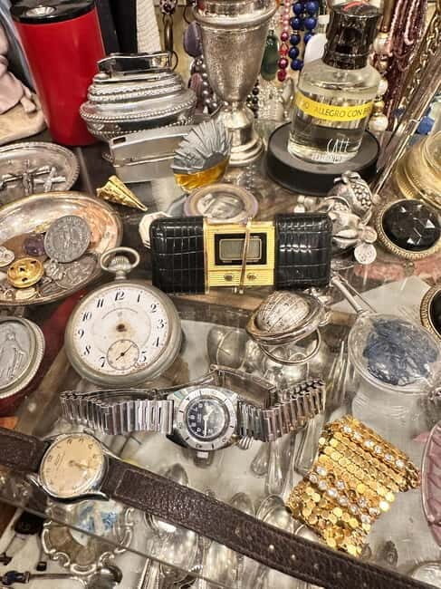 Milan: The Ultimate Vintage Shopping Guidebook - Practical Details: Navigating the Experience