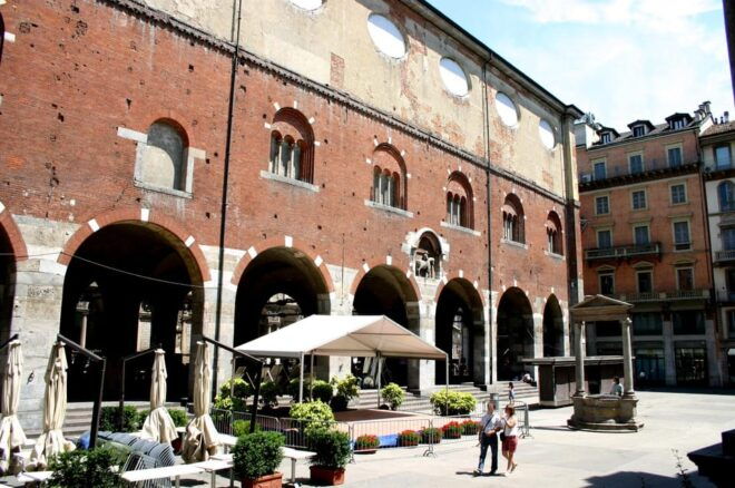 Milan Walking Tour - Meeting Point and What to Bring