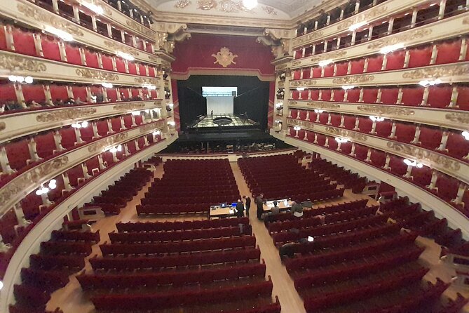 Milan Walking Tour With Skip-The-Line Duomo and La Scala Theater - Meeting Point and Tour Guide
