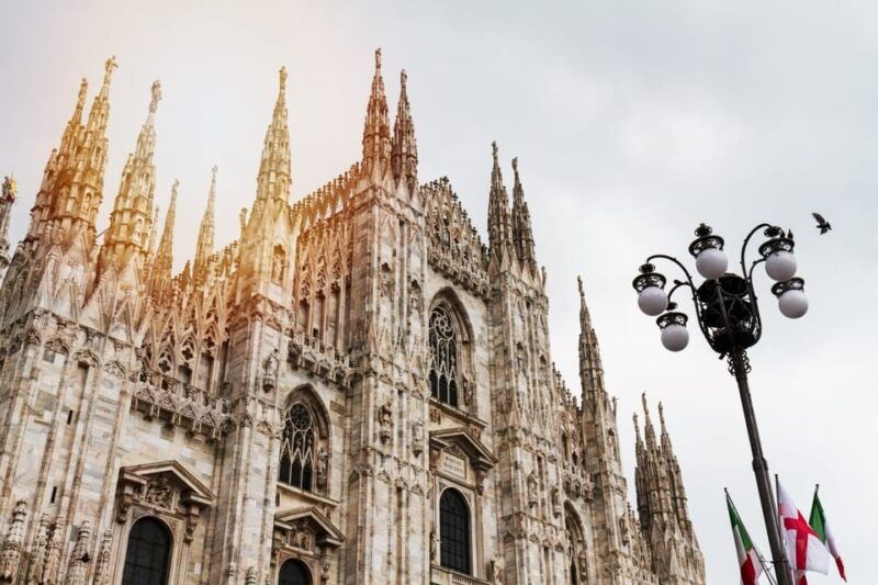Milan:Duomo Cathedral Guided Tour and Rooftop Private Access - Good To Know
