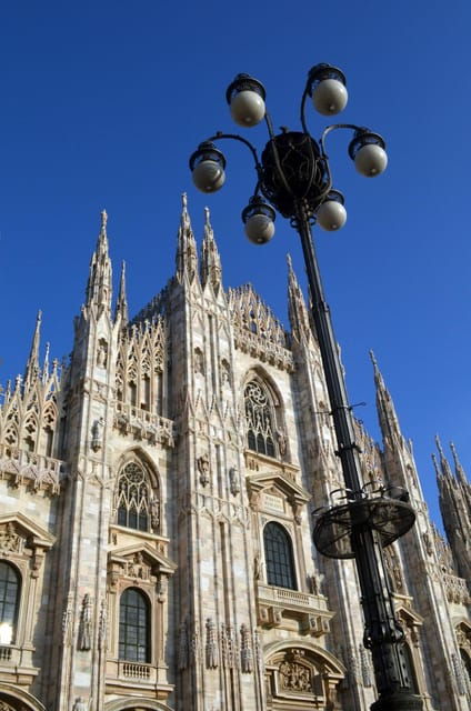 Milan:Duomo Cathedral Guided Tour and Rooftop Private Access - Highlights of the Guided Experience