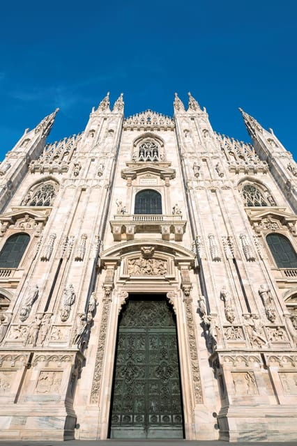 Milan:Duomo Cathedral Guided Tour and Rooftop Private Access - Tips for an Enjoyable Visit