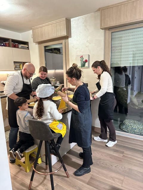 Milano: Fresh Pasta and Tiramisu Course With Wine and Appetizer - What to Expect