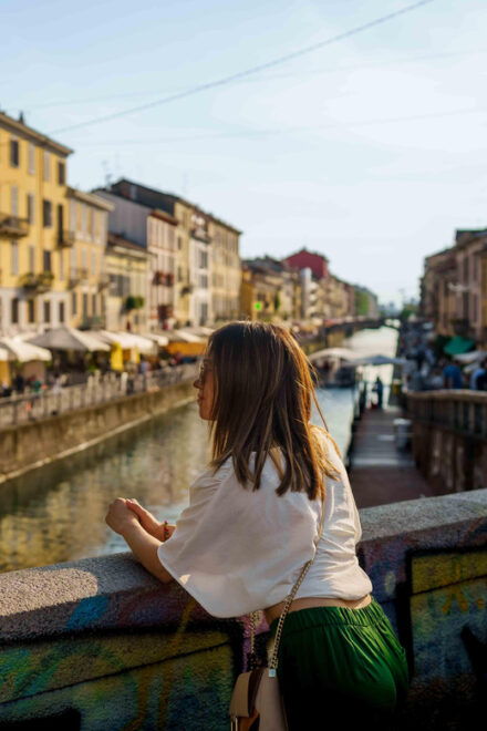 Milano: Professional Photoshoot Tour - Meeting Point and Accessibility