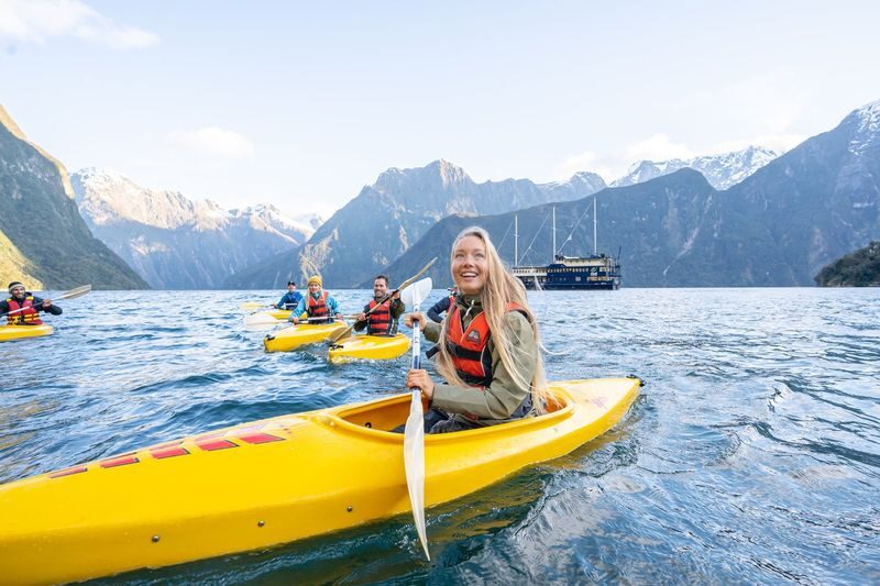 Milford Mariner Overnight Cruise and Kayak in Milford Sound - From the wharf to Harrison Cove