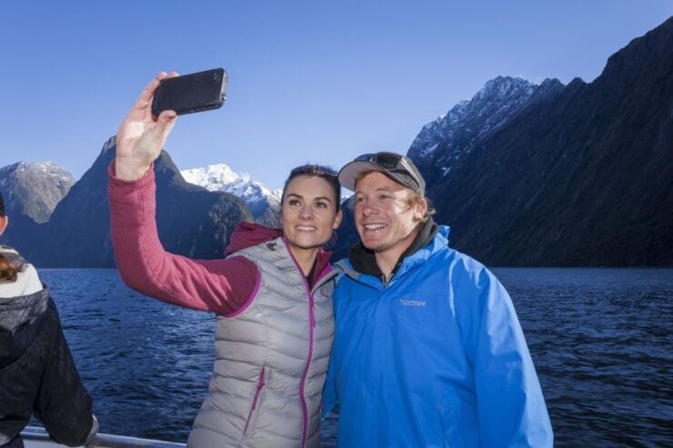 Milford Sound: 2-Hour Small Boat Scenic Cruise - Activity Duration