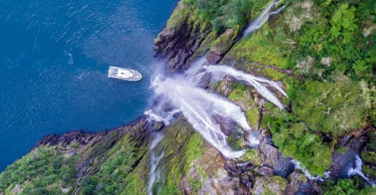 Milford Sound: Boutique Small-Boat Cruise - Experience