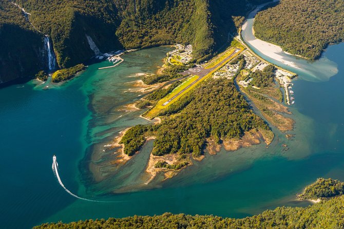 Milford Sound Flight Tour: Glacier Fly Over and Landing  - Queenstown - Landing at Milford Sound
