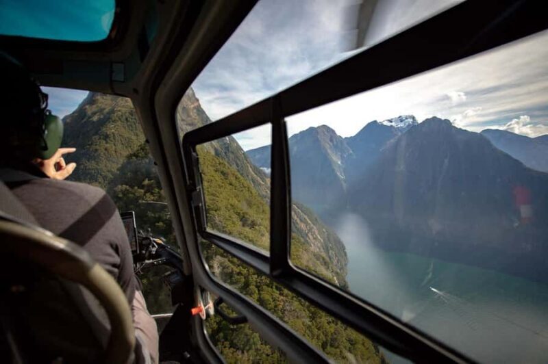 Milford Sound Helicopter Flight from Queenstown | 1.25 hours - An In-Depth Look at the Milford Sound Helicopter Tour