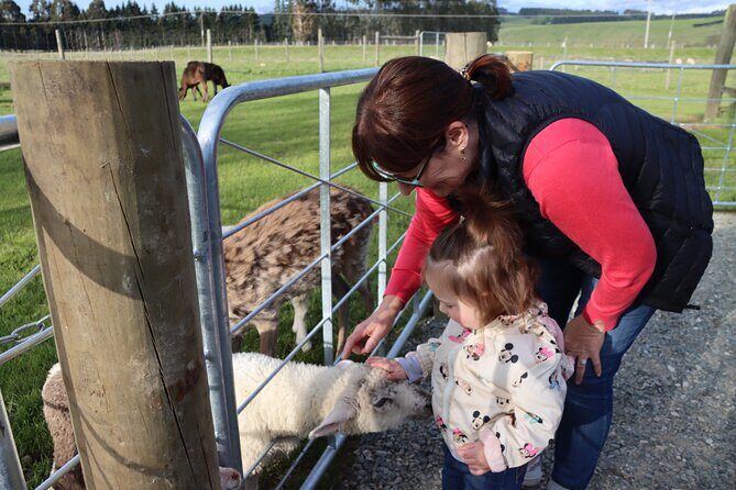 Milford Sound Nature and Te Anau Farm Visit Over 2 Days - Good To Know