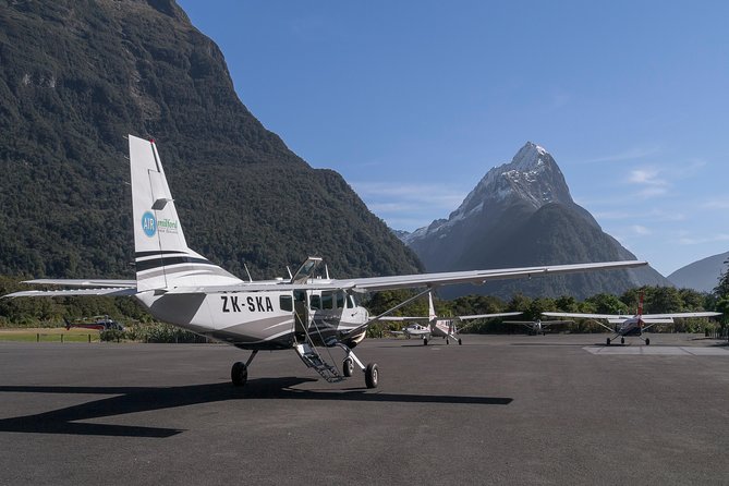 Milford Sound Overhead Flight With Landing From Queenstown - Reviews and Pricing