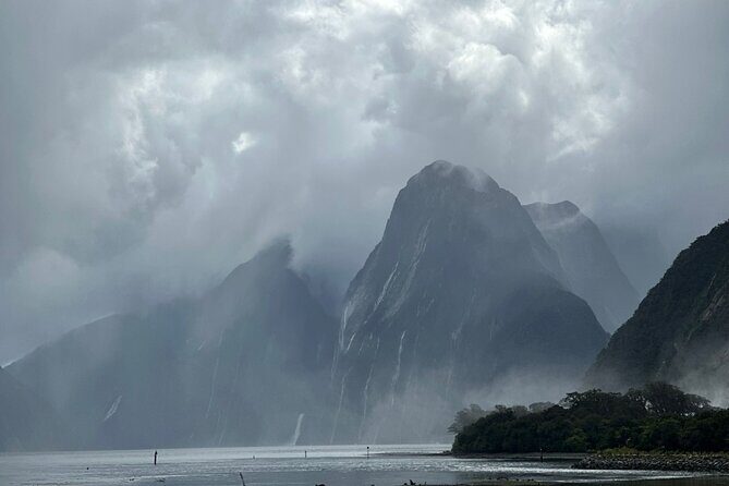 Milford Sound Small Group Day Tour From Queenstown - FAQ