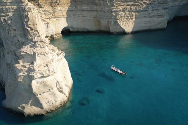 Milos, Polyegos : Island Excursion With Blue Bay Exploration - Meeting Point Details