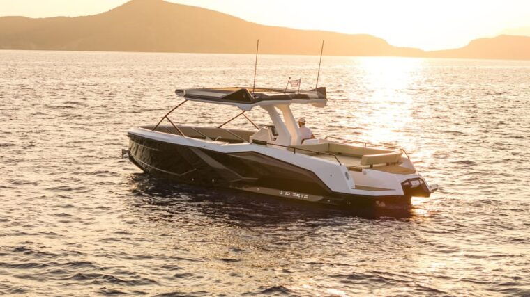 Milos: Private Speedboat TourKleftiko Sarakiniko Poliegos - The Sum Up: Is This Tour Right for You?