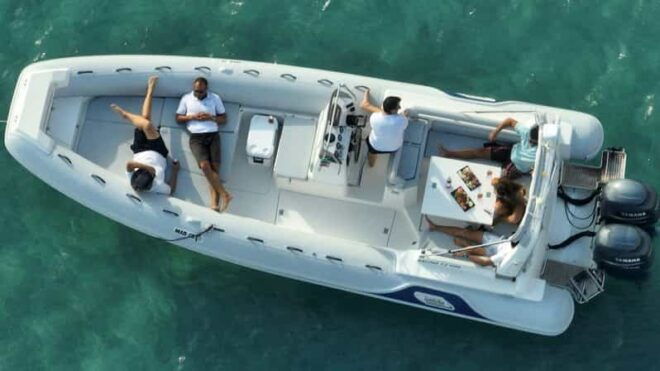 Milos: Speed Boat Tour to Kleftiko Or/And Polyaigos - Tour Experience Features