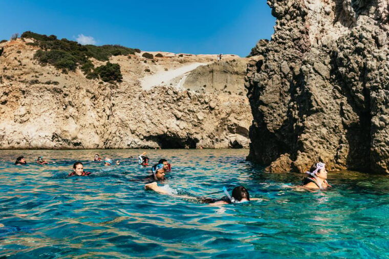 Milos: Tsigrado and Gerakas Beach Kayaking Tour - The Experience’s Strengths
