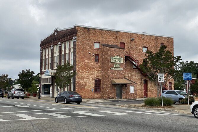 Milton Splash and Dash Tour & Scavenger Hunt - Good To Know  