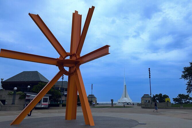 Milwaukee Scavenger Hunt Walking Tour and Game - Good To Know