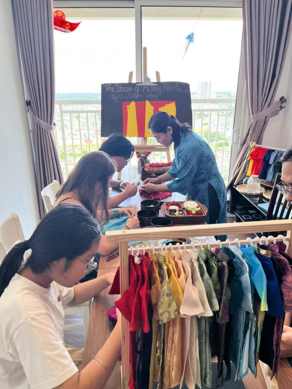 Mini Ao Dai Handcrafting Experience in Ho Chi Minh City - Who should book this mini áo dài workshop?