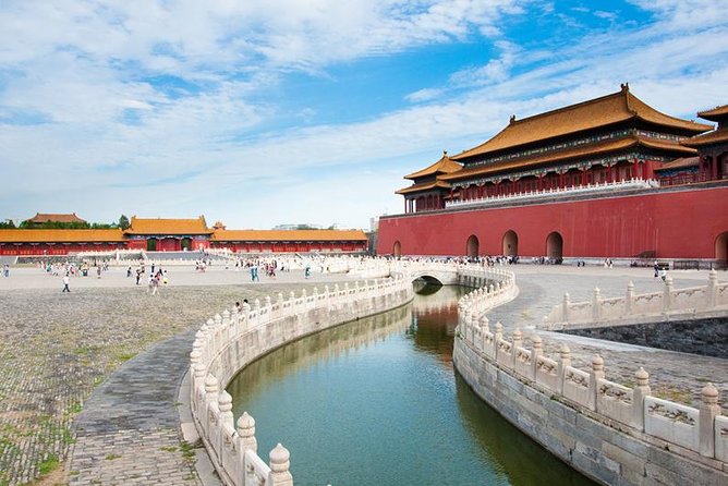 Mini Group: Beijing Forbidden City Tour With Great Wall Hiking at Mutianyu - Positive Reviews About Tour Guides