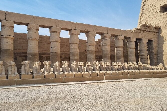 Mini Group Tour to Luxor and Valley of the Kings From Hurghada - Itinerary Details
