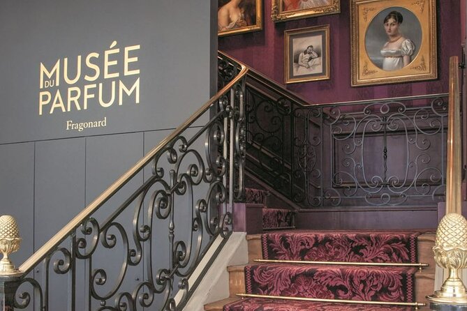 Mini Perfume Workshop in PARIS - ONLY in Spanish - Overview and Pricing