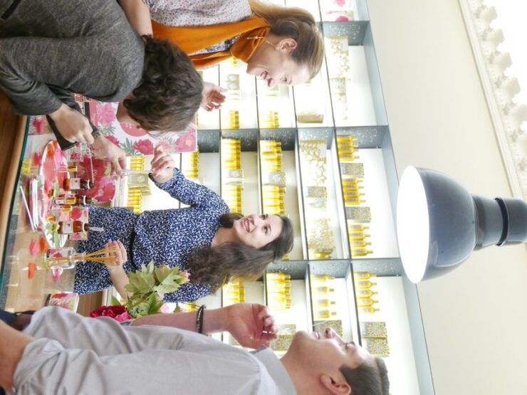 Mini Perfume Workshop - Paris - Only in Spanish - Workshop Details