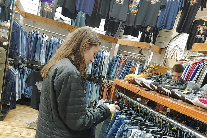 Mini Private Secondhand Shopping Experience in New York City - The Sum Up
