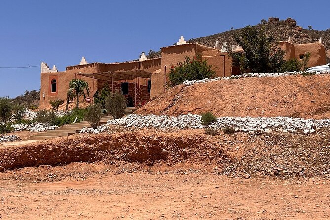 Mini Sahara Jeep Tour With Lunch Small Group - Location and Vehicle