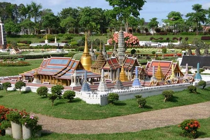 Mini Siam Arts Crafts and Thai Culture Pattaya - Traditional Thai Crafts and Souvenirs