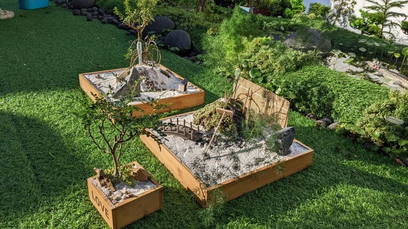Mini Treehouse Workshop at The Sundowner - Sketching a house around a bonsai
