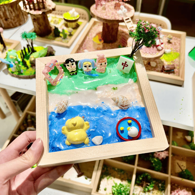 Miniature Landscape Making Workshop - Start with a blank frame, then make it your own