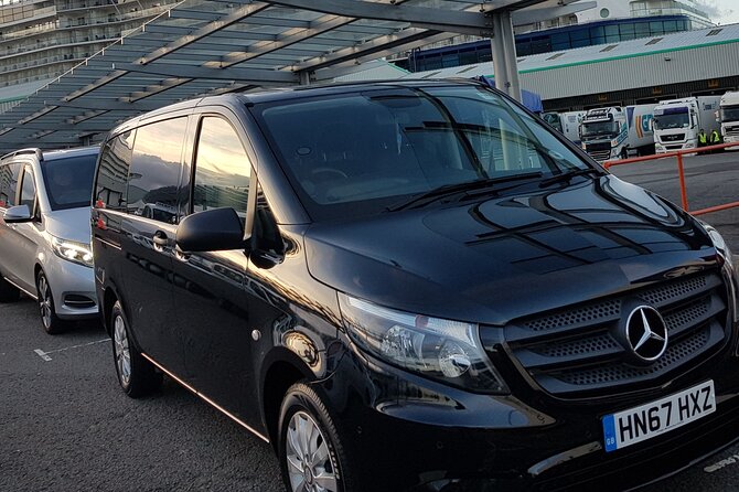 Minibus From Heathrow Airport to Southampton via Netley Abbey - Amenities Included in the Service