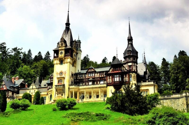 Minivan 8 Places : Dracula Castle, Peles, & Brasov Day Tour - Discover Romania on a Private Day Tour: Peles, Bran, & Brasov