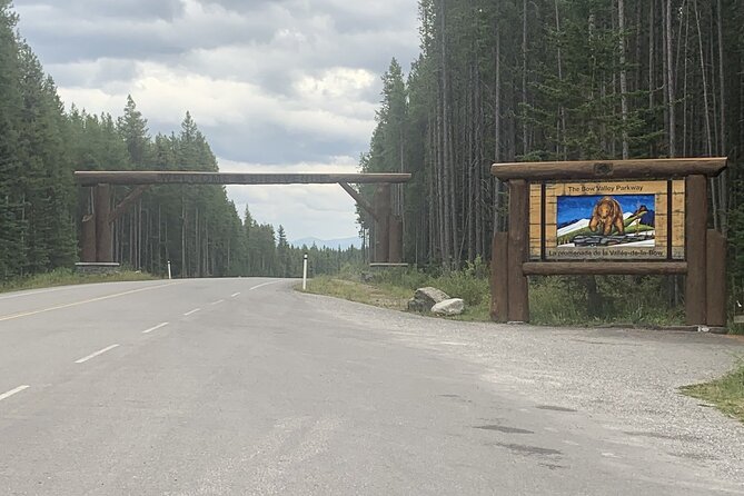 Minivan Airport Shuttle: Lake Louise --- Calgary - Additional Information