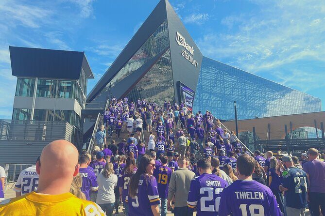 Minnesota Vikings Football Game Ticket at US Bank Stadium - In-Depth Itinerary Breakdown