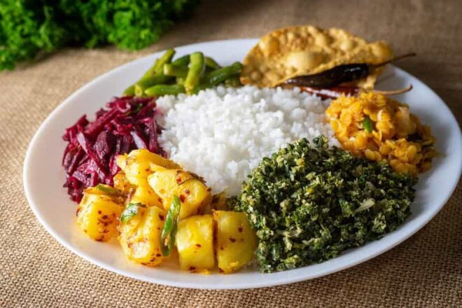 Mirissa: Traditional Rice and Curry + Free Beer! - Booking and Payment Options