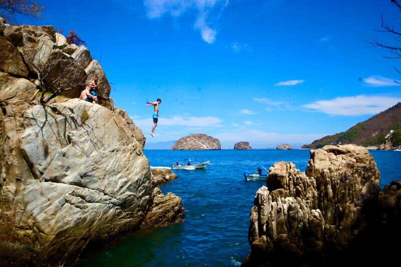 Mismaloya: Snorkeling, Cliff Jumping, and Beach Tour - What to Expect on the Tour