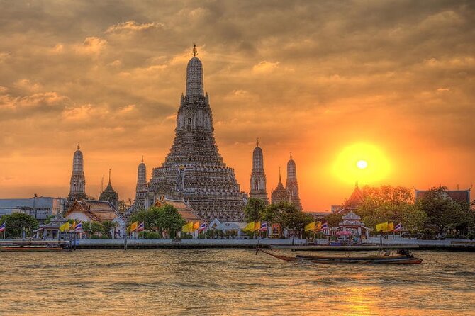 Miss Me "Not" Top Notch Temples, Attractions & City Sightseeing-A Small Group - City Sightseeing Highlights