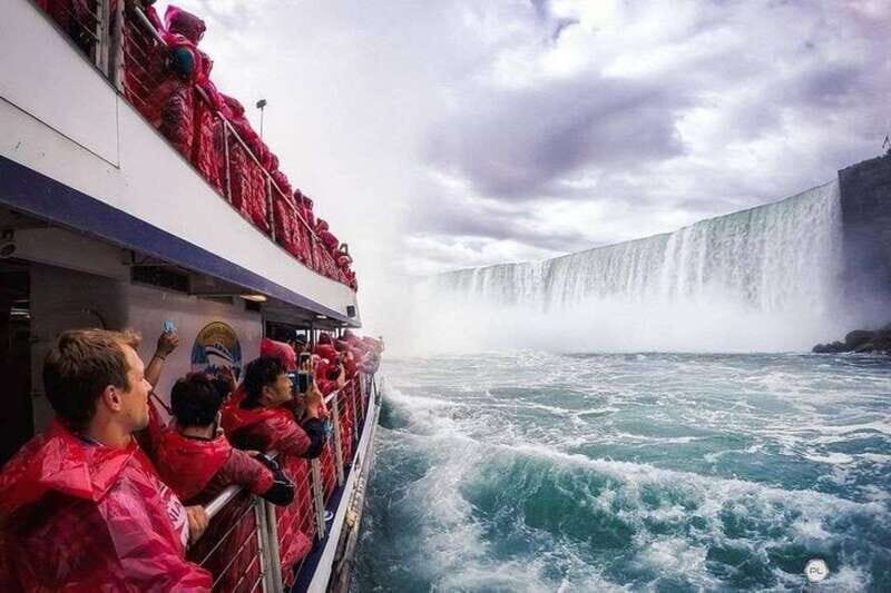 Mississauga: Niagara Falls Day Tours with Boat and Lunch - A Deep Dive into the Tour Experience