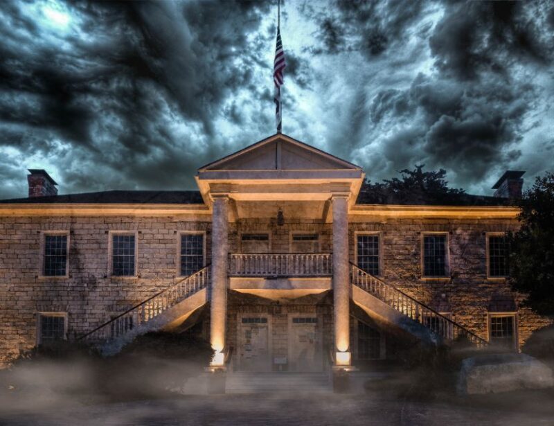 Mist, Mayhem & Murder: Monterey Ghost Tours - Price and Value