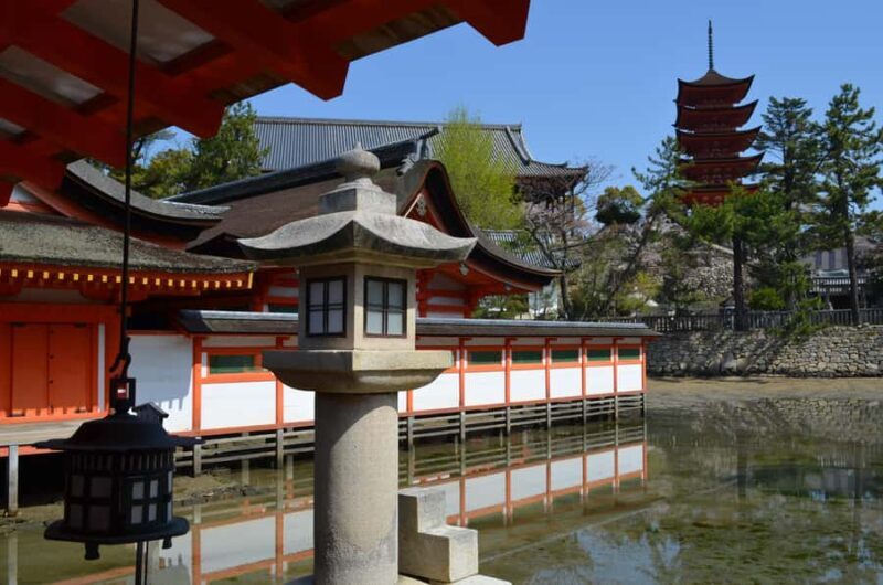 Miyajima Floating Torii & Hiroshima Peace Park Day Tour - Practical Details and Considerations