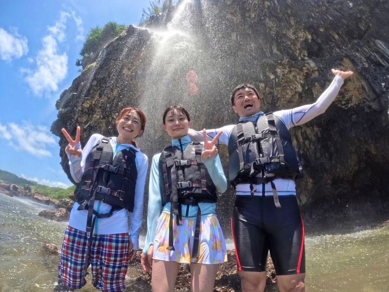 Miyako Island Complete Conquest Plan (SUP x Snorkeling x Caving x Canoe) Experience (Okinawa) - The timetable and the in-between parts