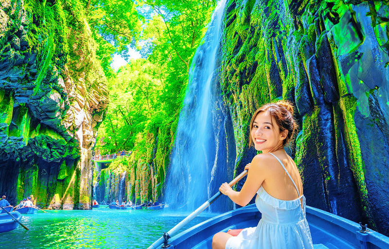 Miyazaki & Kumamoto Day Trip: Takachiho Gorge (optional lunch/boating experience) & Mount Aso & Kusasenri (departing from Fukuoka) - What makes this day trip worthwhile