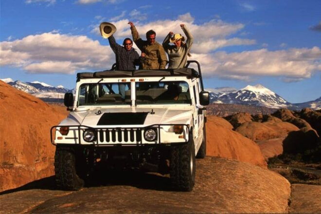Moab: Hells Revenge Hummer Adventure - Amenities and Inclusions